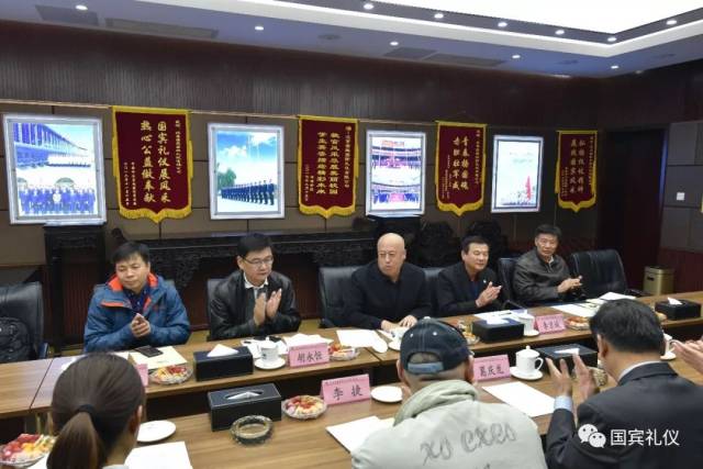 总课题组专家顾问李京城博士代表专家组提出子课题修改意见并作工作