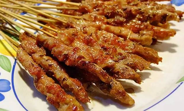 3-4人餐,油焖大虾 麻辣田螺 猪肉串 小肥羊