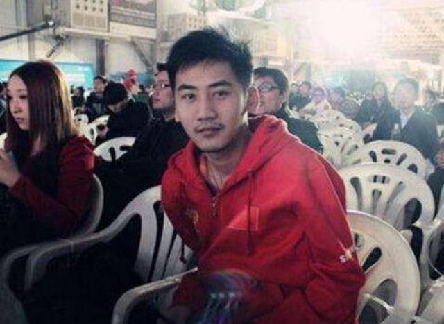 究竟是CS:GO成就了他,还是他带火了CS:GO?