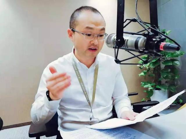 接下来,先让小编为您解密 各位剧中人都是谁扮演的吧~ 老王由国风扮演