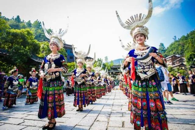 庆梧州直飞贵阳航班开通!首航特价899黄果树瀑