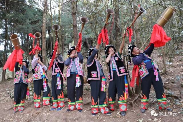 3月21日(农历二月十五,祥云县普淜镇天峰山歌会邀您一起唱山歌,品