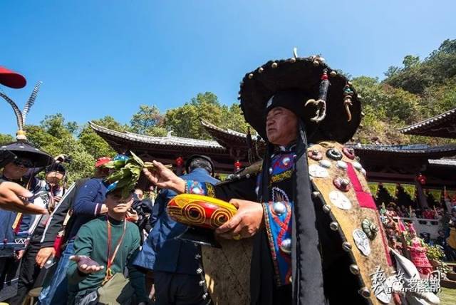 巍巍先祖魂,圣地展锦绣—图记南诏圣地巍山中华彝族祭祖