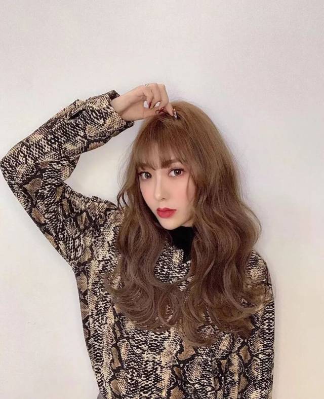"渣女大波浪"