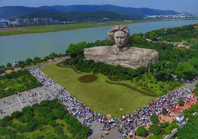 除了橘子洲和岳麓山还有哪里好玩?请看长沙旅行攻略