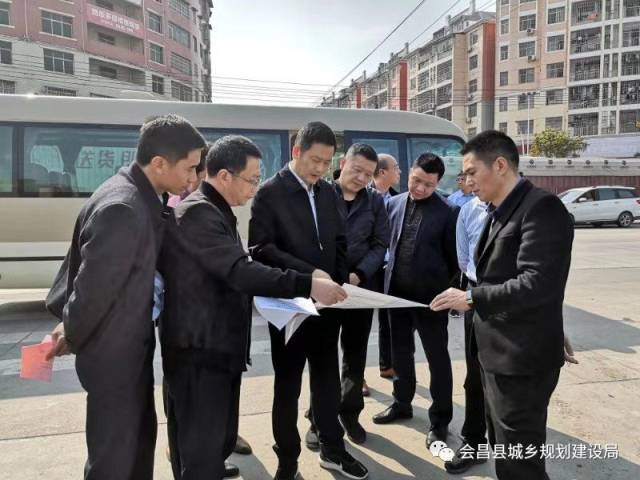 3月13日,县委副书记,县长余学明,副县长周文孝率住建局,城管局,水利局