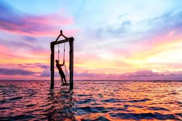 人的一生会遇到多少人? 谁又能陪你到最后?