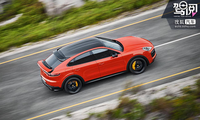 看过Cayenne Coupé的车尾 X6 Q8这次真的坐不住了