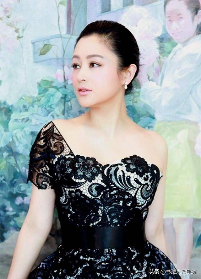 曾经的一线女明星,后来的著名制片人,陈红12个美丽瞬间欣赏