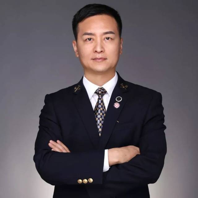 金钥匙大管家特训营特聘英国皇室管家学院