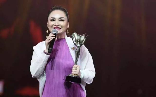 陕西省戏曲研究院院长李梅携青年演员王航,李迎再捧白玉兰