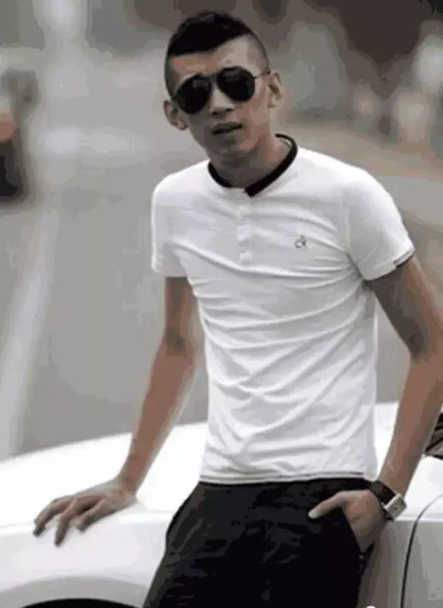 向华强为天佑撑腰,和赵本山决裂,拒绝赔偿500