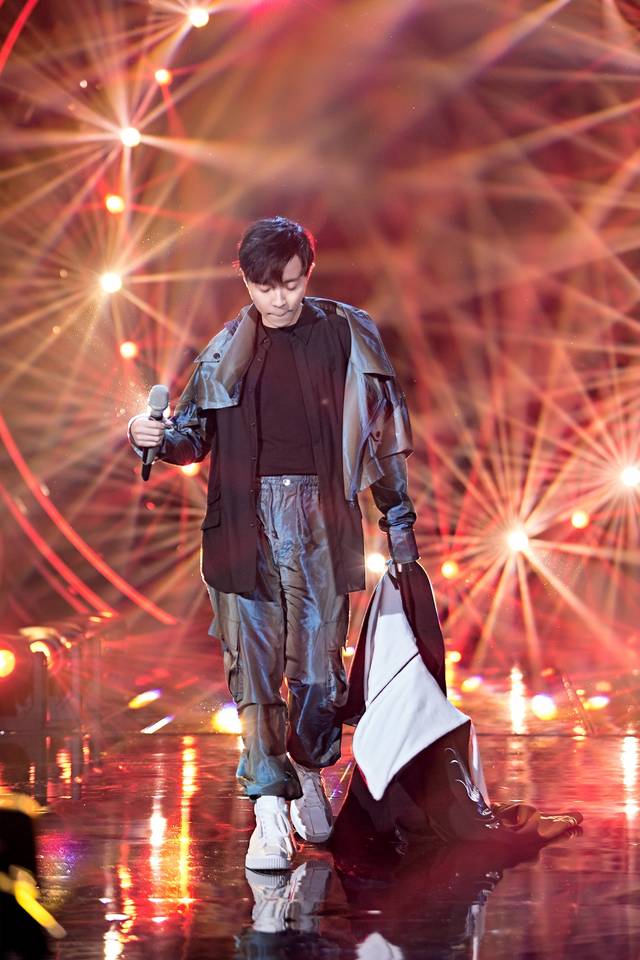 吴青峰《歌手》2019第十一期《花田错》歌手舞台首唱京剧