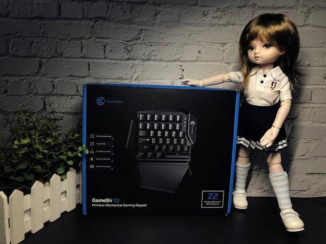 小鸡Z2单手机械键盘,键鼠吃鸡,爆头快