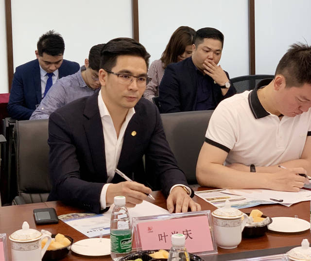 立捷集团董事长叶光庆发言座谈会上,叶光庆董事长首先对张学林书记