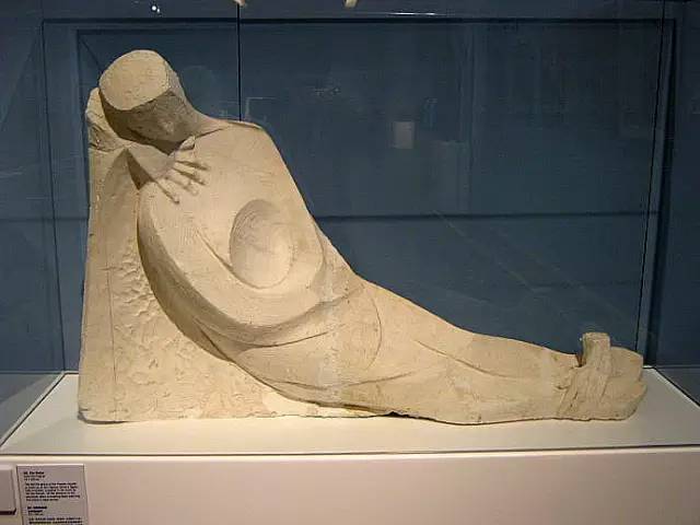 西班牙现代雕塑大师苏比拉克作品