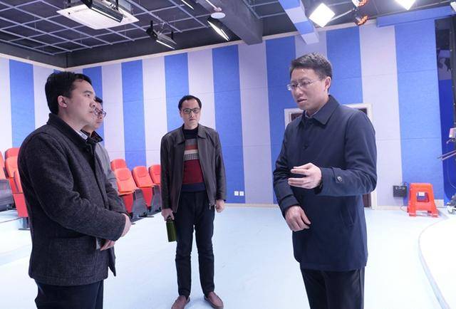 龙家胜到镇远调研融媒体中心建设工作