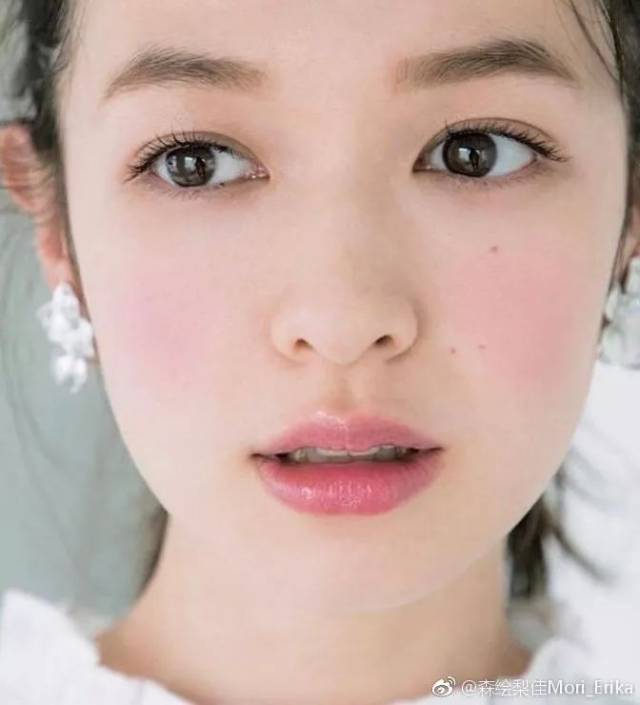 专扒日本女星生图的ins号,一键解锁全脸妆怎么化才这么能打