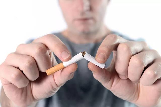 你以为抽烟不会使人发胖，其实是脂肪去了更要命的地方