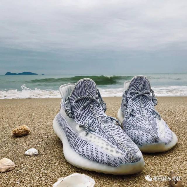 毒app用户:scar__babyface adidas yeezy boost 350 v2 static 天使