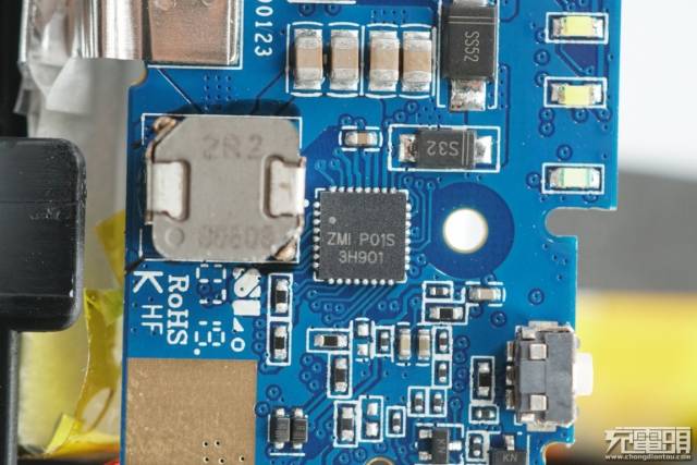 拆解报告:小米无线充电宝10000mah(plm11zm)