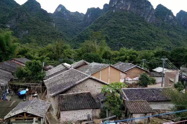 从封闭贫穷小山村到乡村旅游示范区,广西宁明这个屯华丽变身,贫困群众