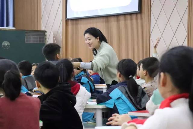 华埠镇中心小学 王慧《大象的耳朵 天地外国语学校 方巧芬《肥皂