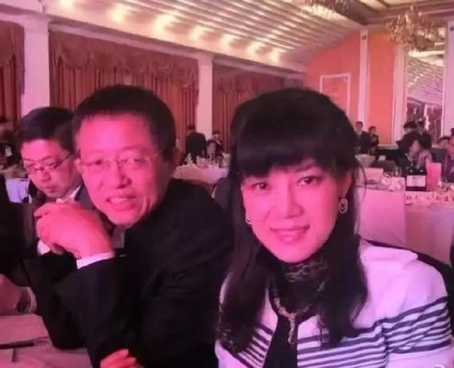 徐珺是李贵斌的第二任妻子,与他育有两个孩子.67