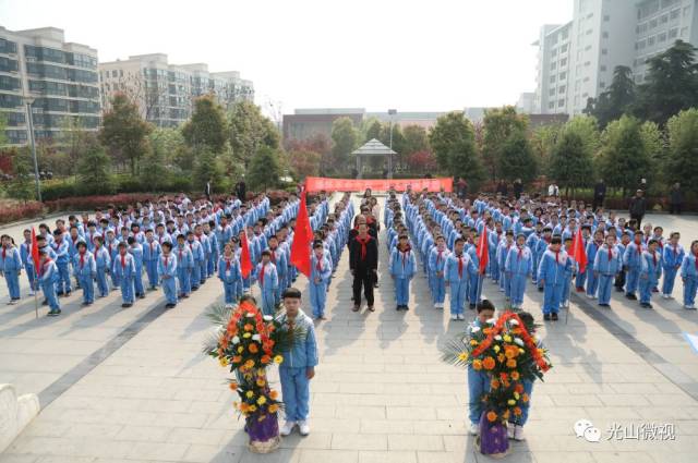 光山县慧泉中学学生陈梦瑶采访视频