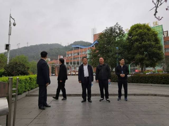 校际交流遵义市第四十二中学到遵义市南白中学交流学习