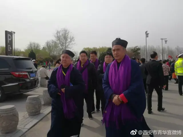 黄世真道长还与鹿邑县政协李兰明副主席,政协原副主席鲍远光,鹿邑县