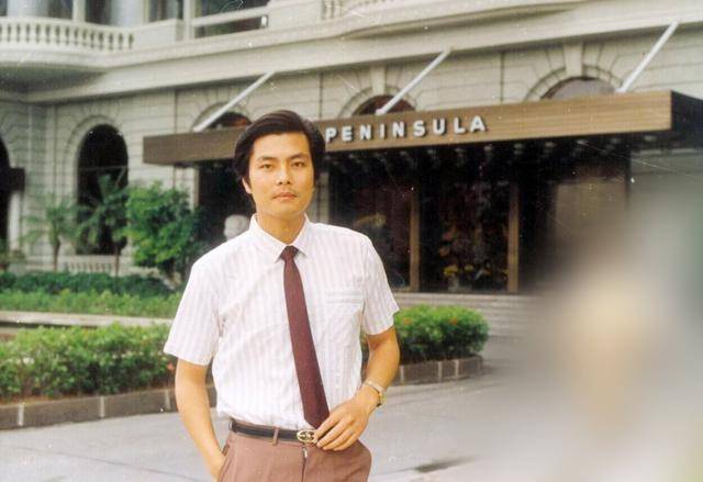 电影中的演员张晓林和何晴,都是颜值在线,气质不凡.
