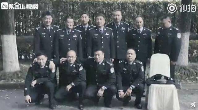 闪回、睡眠障碍,幸存消防员出现急性应激反应【三分钟法治新闻全知道】