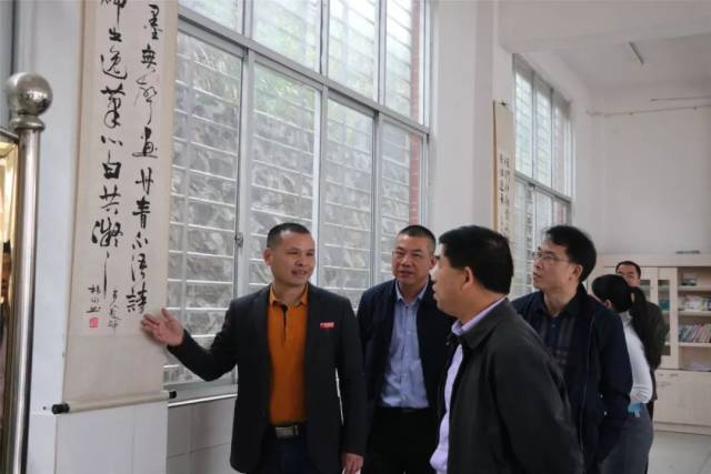 县委常委宣传部长陈剑宾带队到蓝田乡调研
