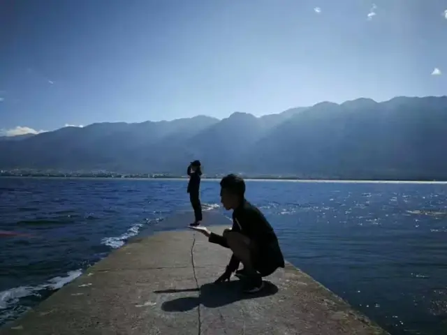 天亮以后,天黑以前,腾出空,像他们一样去生活