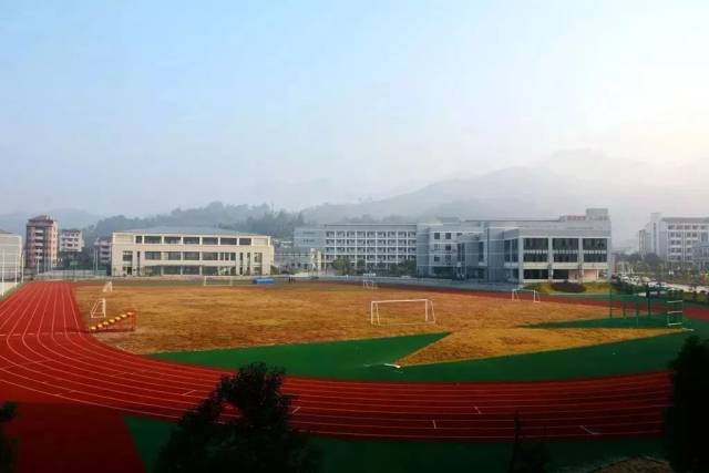 兼容并蓄,人人出彩——青田县船寮高级中学欢迎您!