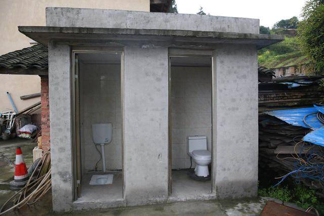 原创|"厕所革命":村里的老旱厕也有了城里范儿