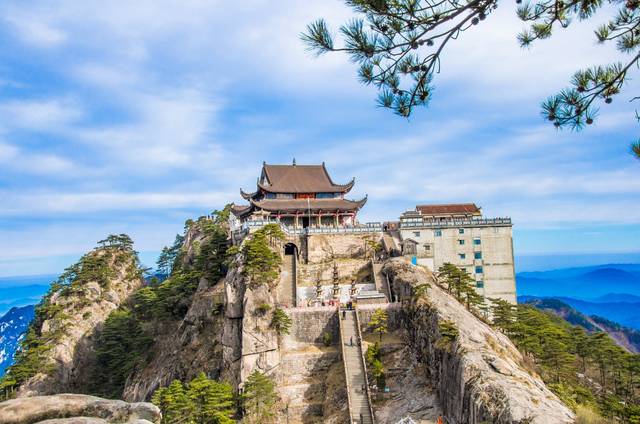 盘点中国佛教四大名山,其中有一座为世界五大佛教圣地