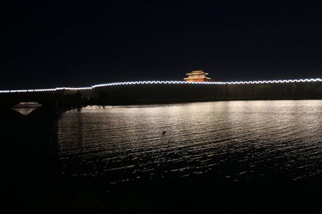 武家大院其中的一个院落 广府古城夜景