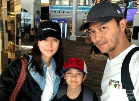 洪欣婚姻遇危机,扒扒跟她同期成名的香港女神