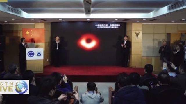人类首张黑洞照片面世！拍它有多不容易？