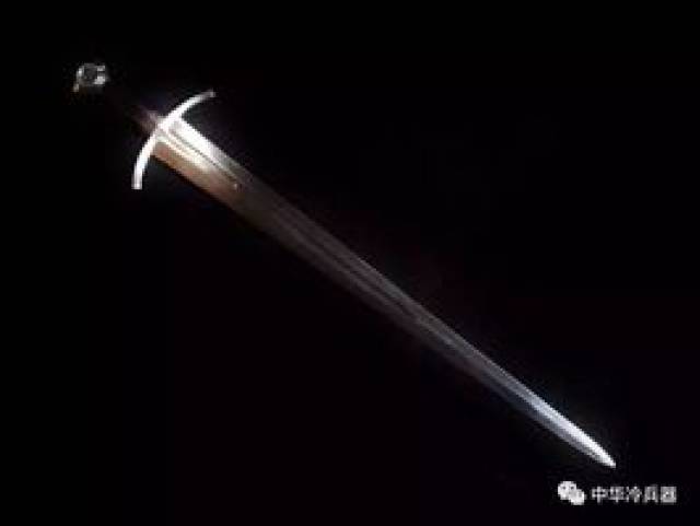 石中之刃:阔剑(BROADSWORD)