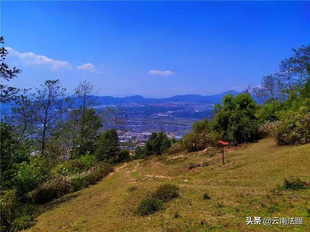 国家登山健身步道之东山,邀您来腾冲高山草原看春色