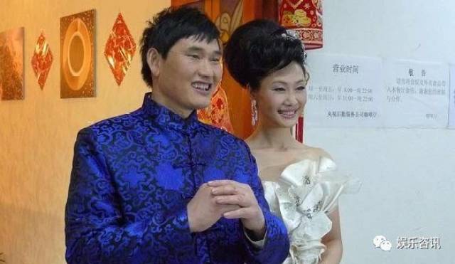 于文华和大衣哥朱之文的"婚纱照"曝光