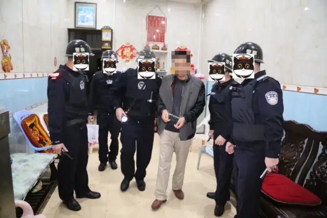 武鸣警方乘胜出击,两江镇一犯罪团伙被一网打尽!