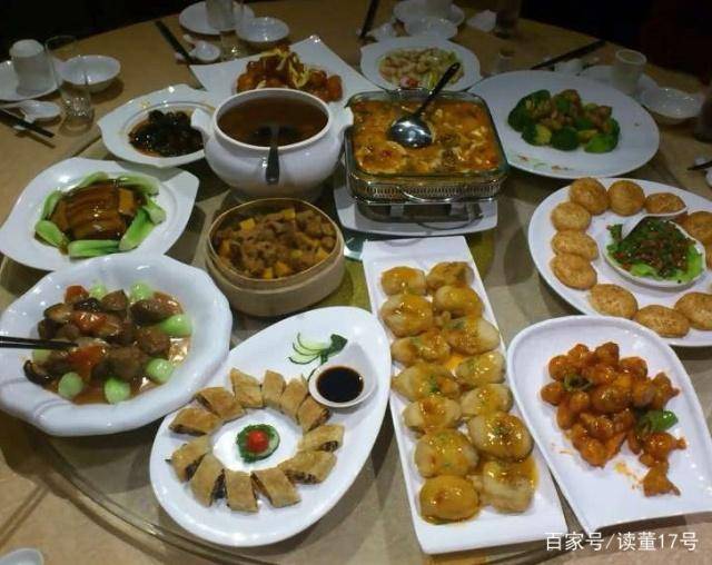 寺庙的和尚年夜饭吃什么?佳肴堪比"满汉全席,网友都看饿了