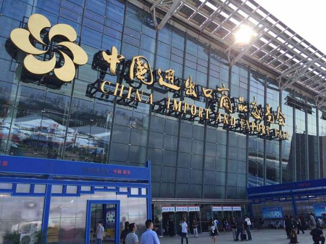 奥极互动携物体识别交互桌亮相广交会