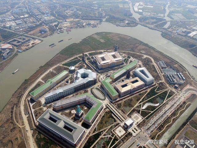 实拍华为即将启用新企业业务总部,占地43万平方,网友