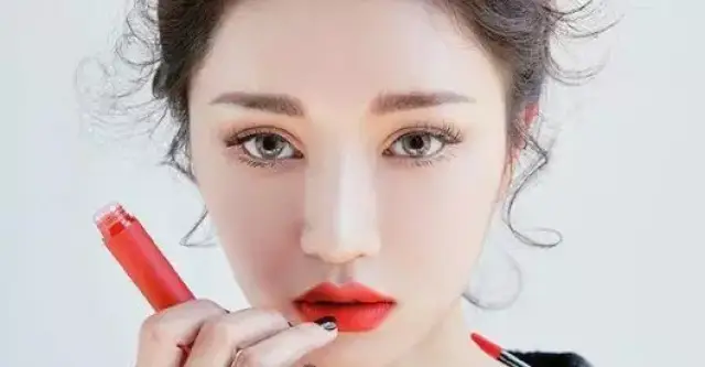 这些明星同款口红,你们有几支?
