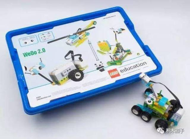 使用的主要器材是乐高wedo2.